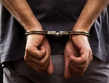 Πρέβεζα: Συνελήφθη επ' αυτοφώρω να κλέβει εκκλησία
